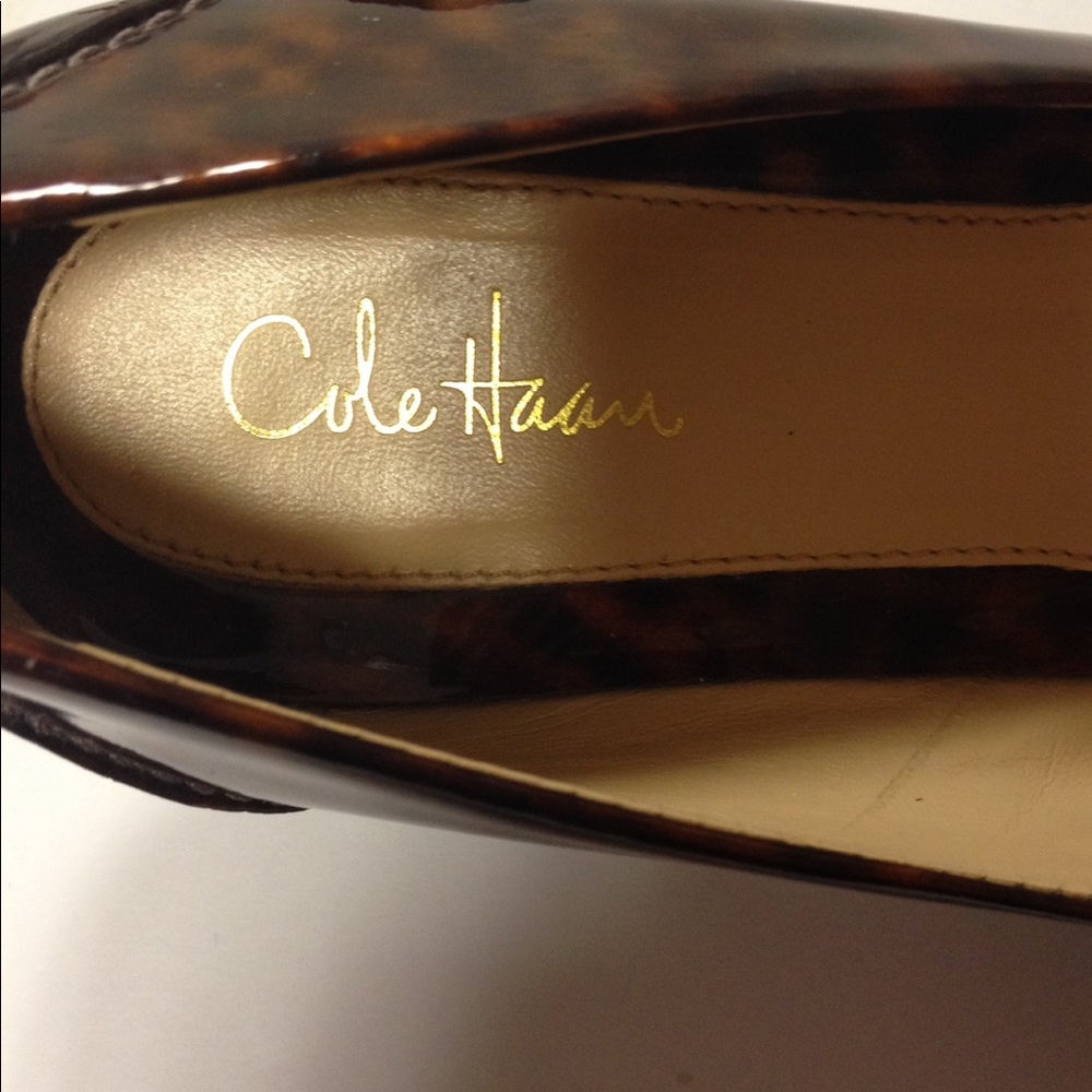 Cole Haan Women's Tortoiseshell Patent Leather Heels - Brown/Black - Picture 3 of 6